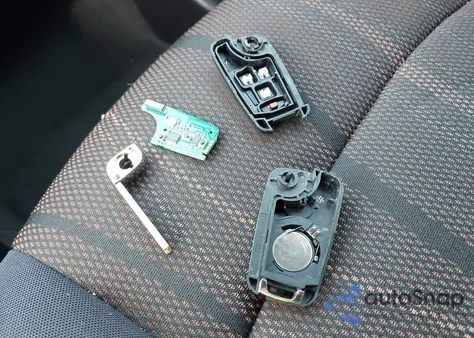 2015 Chevrolet Sonic Lt Manual z USA, uszkodzony, nr VIN 1G1JD5SH2F4185297